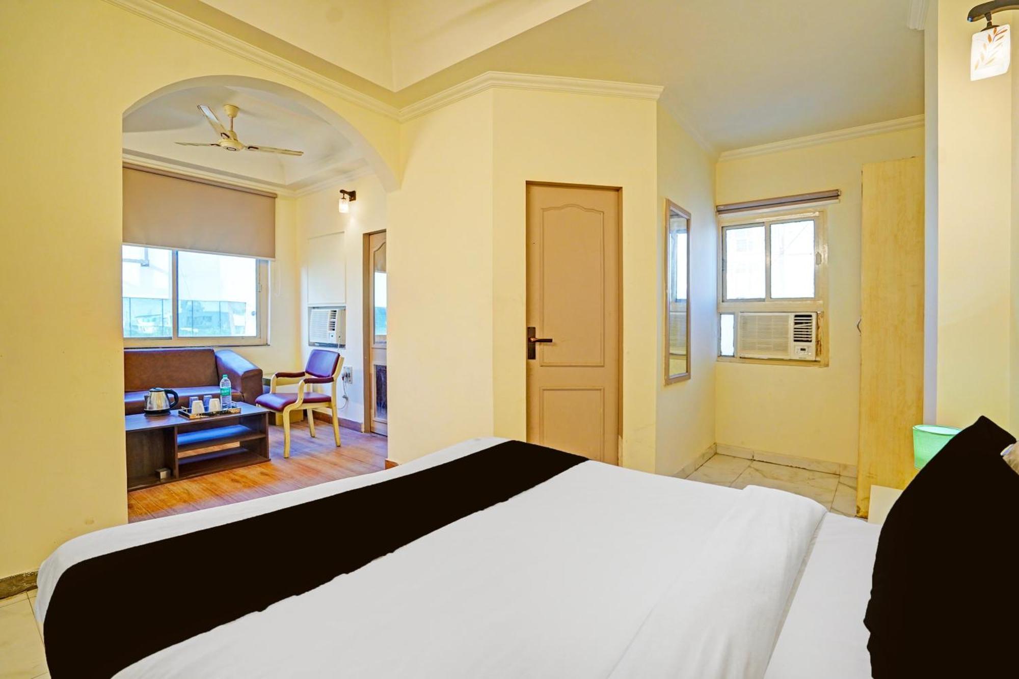 Townhouse Oak Nirman Nagar Mansarovar ชัยปุระ ภายนอก รูปภาพ