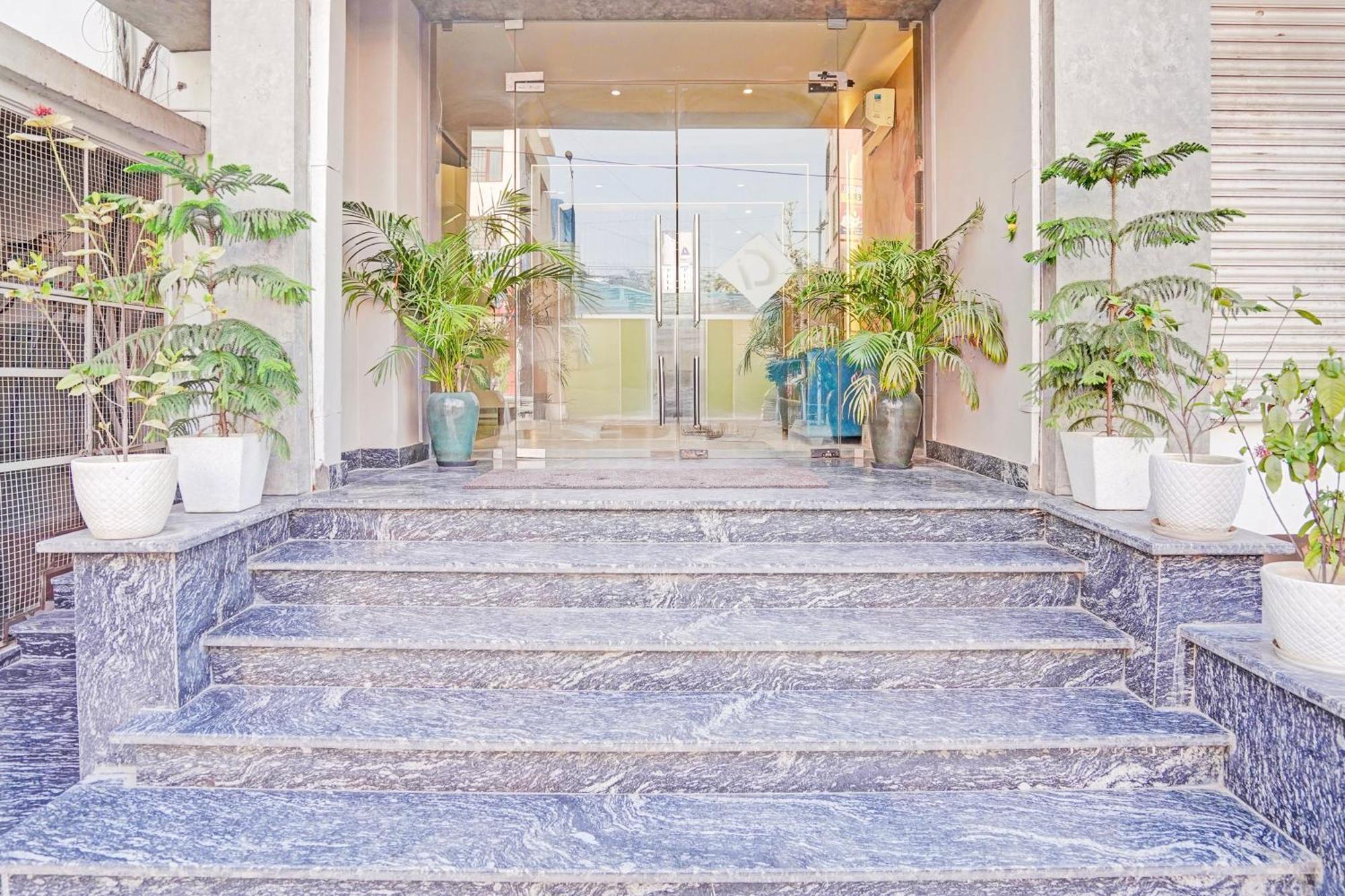 Townhouse Oak Nirman Nagar Mansarovar ชัยปุระ ภายนอก รูปภาพ